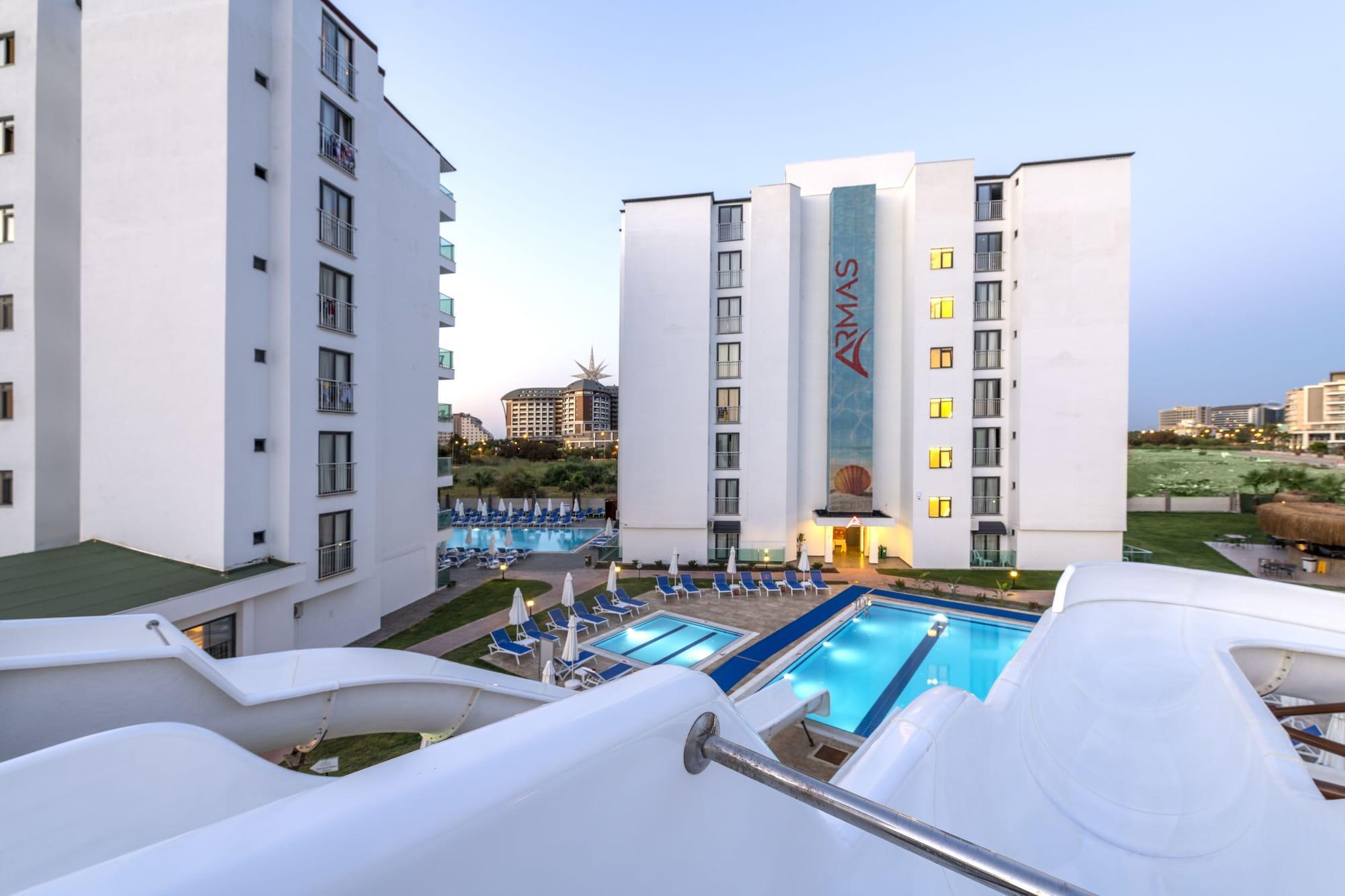 Hotel Royal Towers Lara Antalya Exterior foto